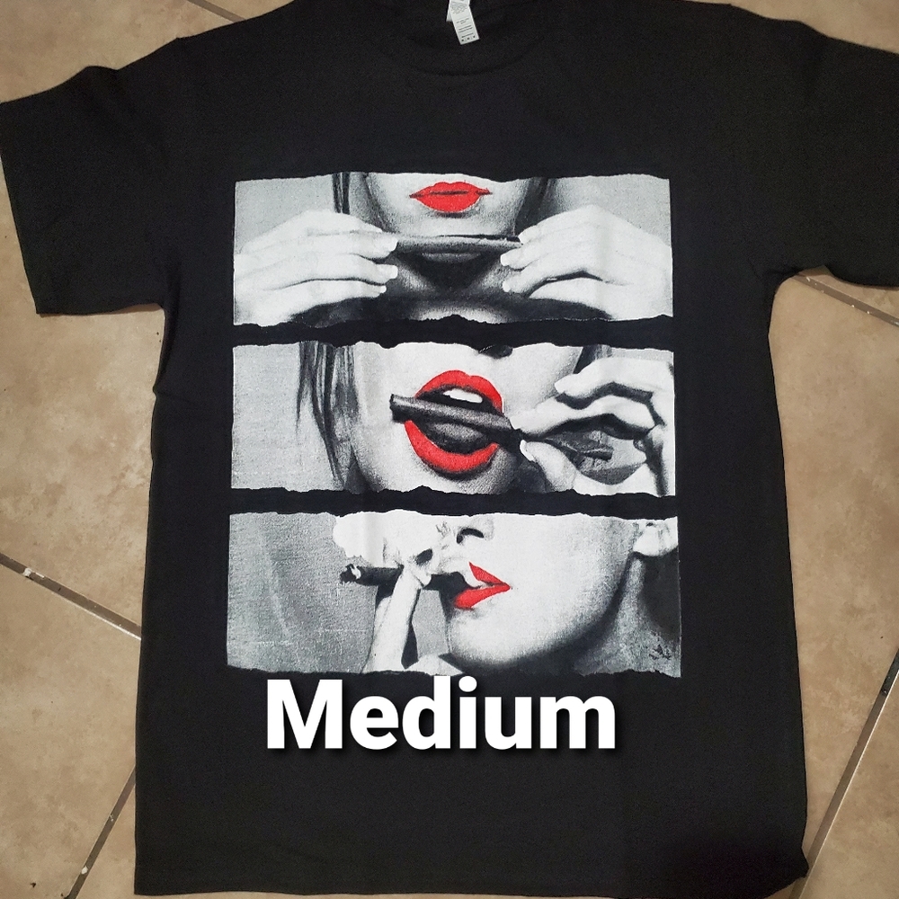 Rolling Cigarrette Lips Logo TShirt